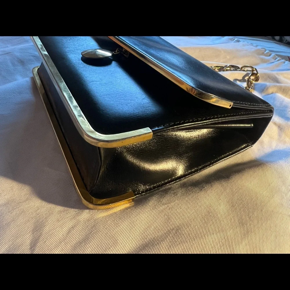 Mark Cross Vintage handbag. SOLD🚫NOT FOR SALE🚫 - Picture 4 of 10